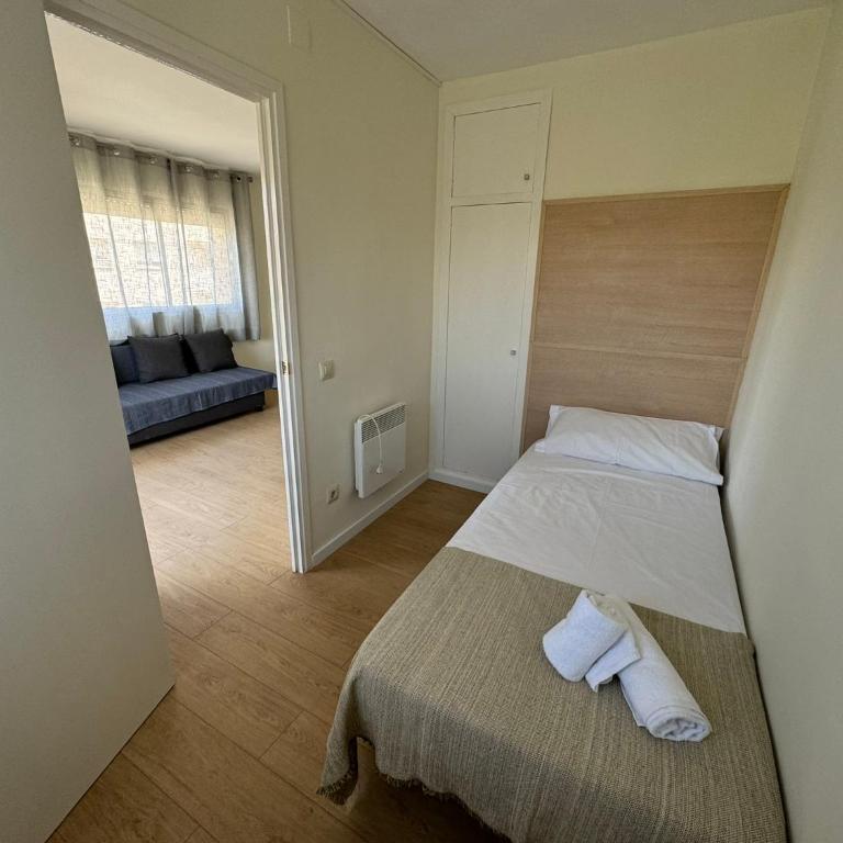 M10 Salou apartaments - Two-Bedroom Apartment with Terrace - 9
