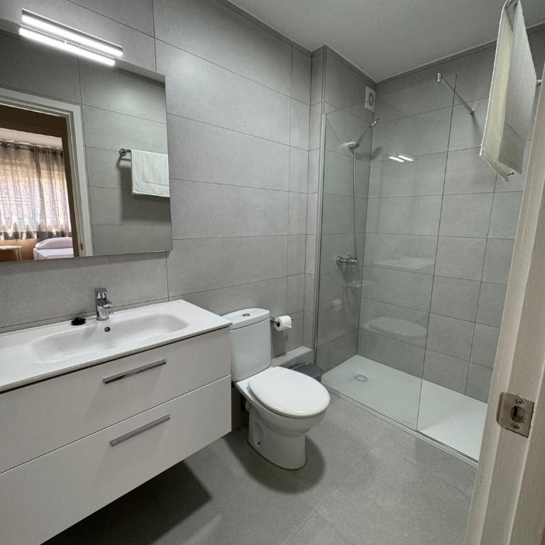 M10 Salou apartaments - Two-Bedroom Apartment with Terrace - 13
