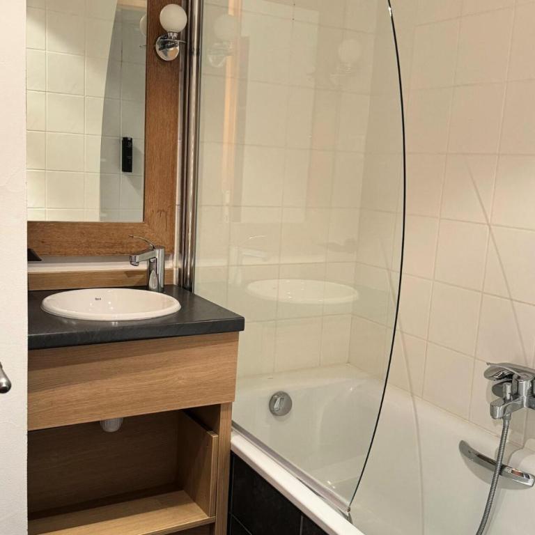 Résidence Le Centaure - Très appartement avec grand séjour · Résidence ski aux pieds · Vue pistes MAE-0571 - Appartement - 5