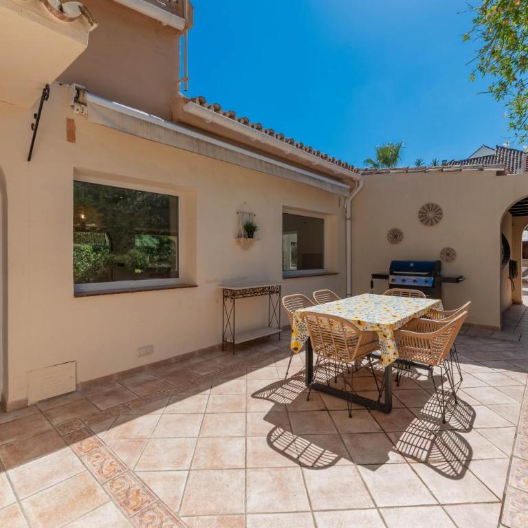 NEW beachside Villa with private pool - Villa - 70