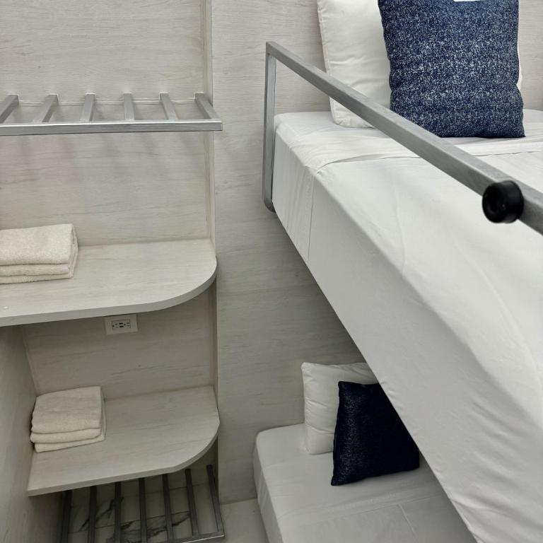 Mini Rooms By Illusion - Twin Room - 8