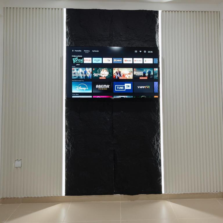 Tara Apartments - Studio - 10