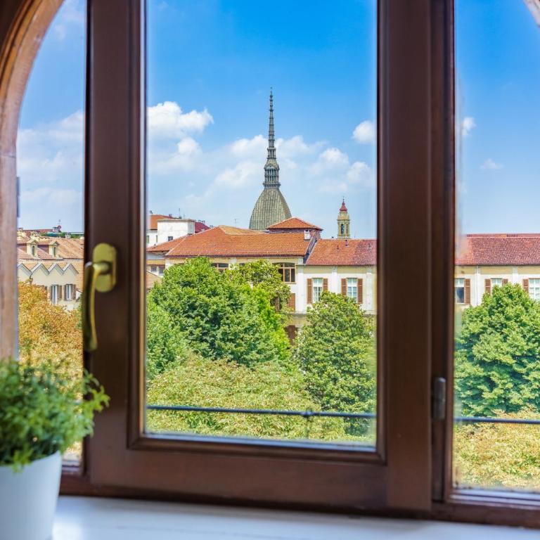 Giolitti 39 - Moderna Mansarda nel cuore di Torino - Appartamento con 2 Camere da Letto - 25