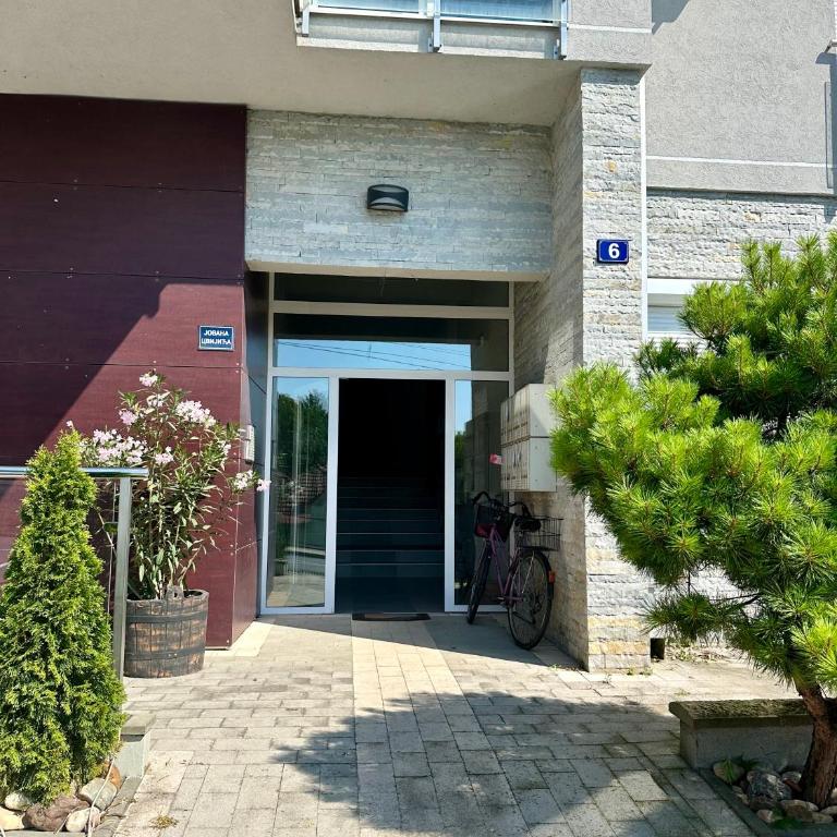 Prelep Pogled, Elegantan Komfor Blizu Centra, Besplatan Parking, Apartman Floresta - Apartman sa 1 Spavaćom Sobom - 14