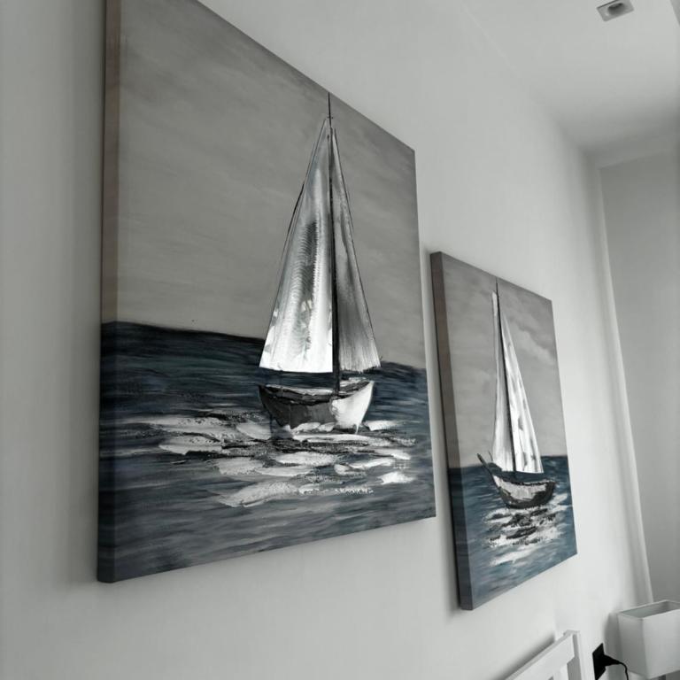 Louis Helen Apartment - Three-Bedroom Apartment - 24