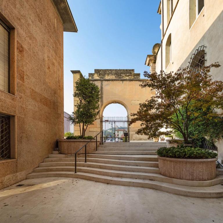 Stromboli Loft Verona - Studio - 14
