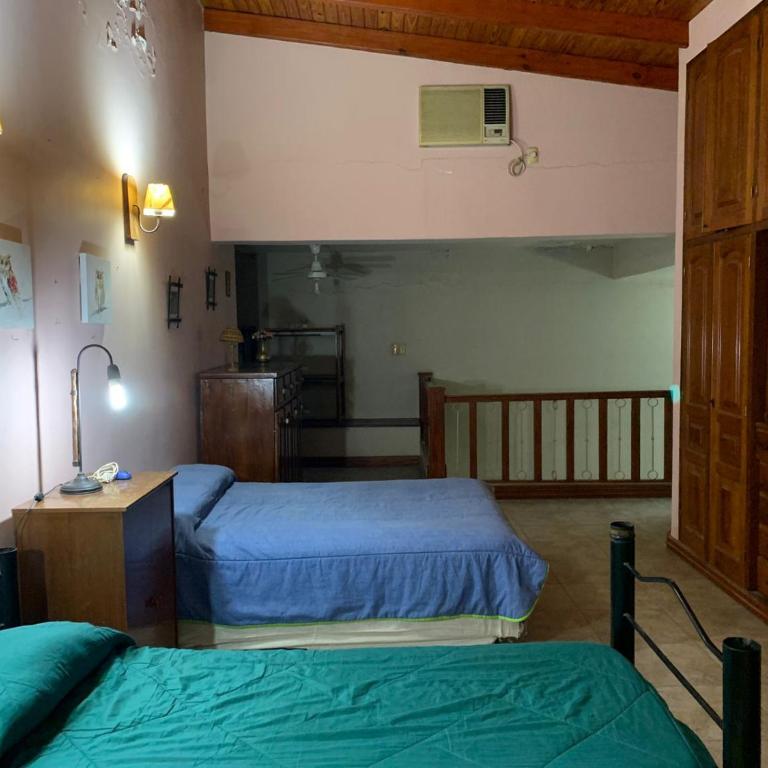 Casa para 10 personas, a minutos del nodo, del estadio y el centro - Casa de 4 dormitorios - 11