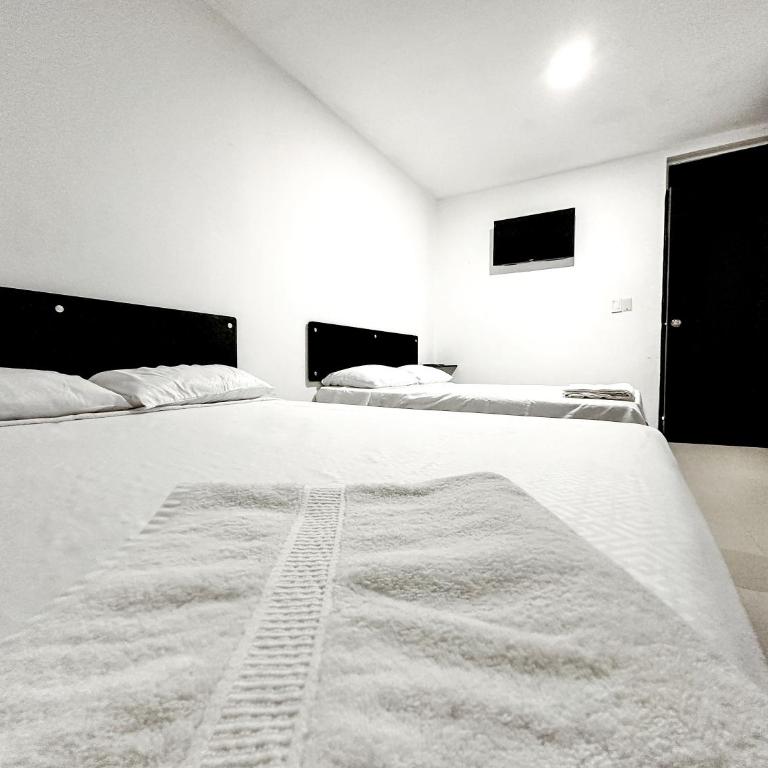 Hotel bazurto plaza - Habitación cuádruple - 3