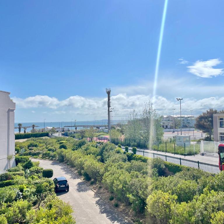 Studio lumineux avec cabine, parking privé, près de la plage - FR-1-338-590 - Apartment - 1