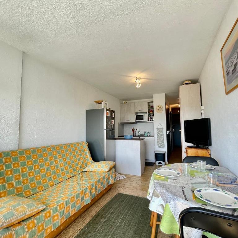 Studio lumineux avec cabine, parking privé, près de la plage - FR-1-338-590 - Apartment - 9