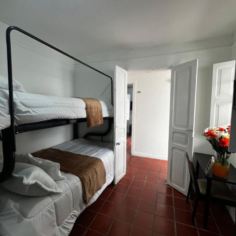 Hostal - Habitación Triple - 1