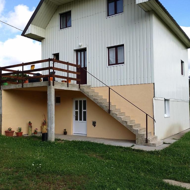 Apartment Helena - Four-Bedroom House - 21