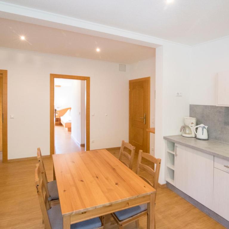 Ferienwohnungen Gabriel - Apartment mit 2 Schlafzimmern und Seeblick - 2