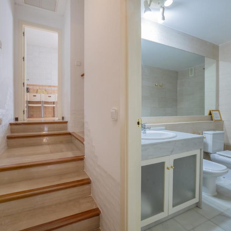 Santa Ana Free Parking Cordoba Center - One-Bedroom Apartment - 24