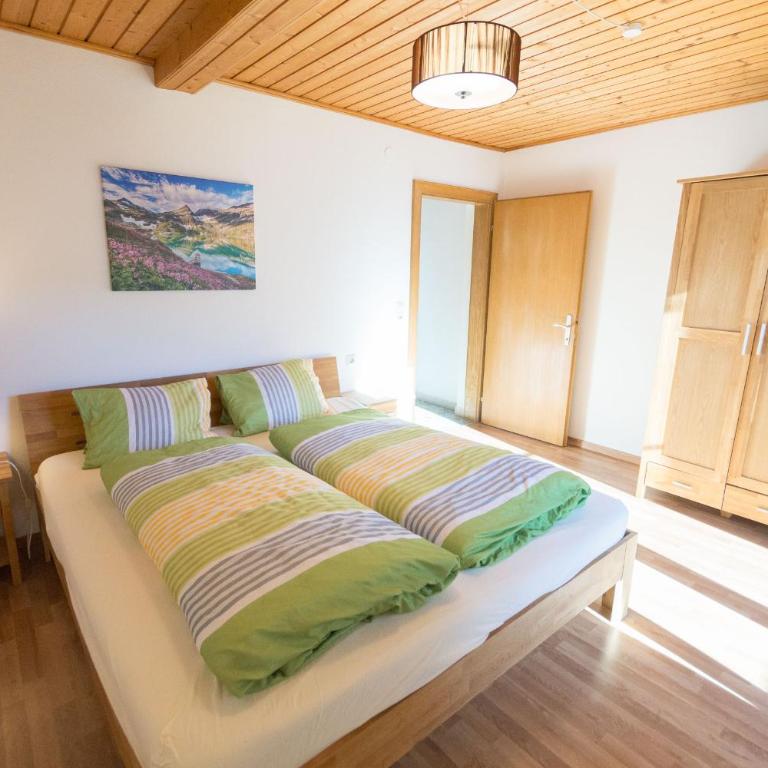 Chalet Drei Brüder - Chalet mit Balkon und Terrasse - 5
