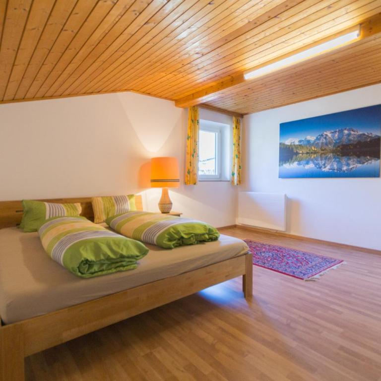 Chalet Drei Brüder - Chalet mit Balkon und Terrasse - 4