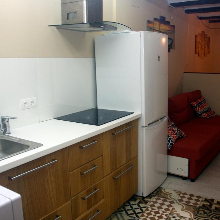 Loft bajo vivienda centro de Valencia-Carmen - One-Bedroom Apartment - 10