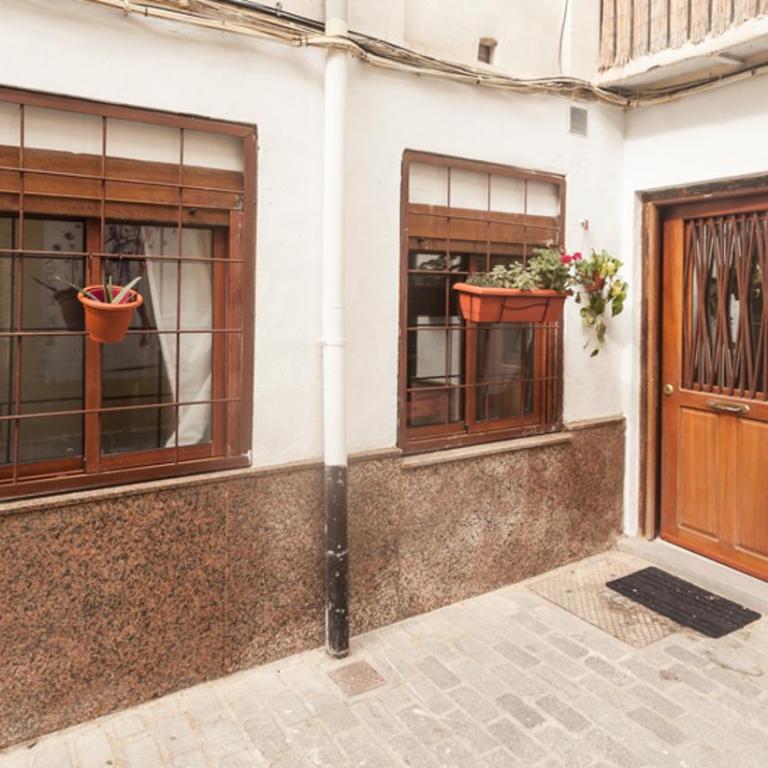 Loft bajo vivienda centro de Valencia-Carmen - One-Bedroom Apartment - 12