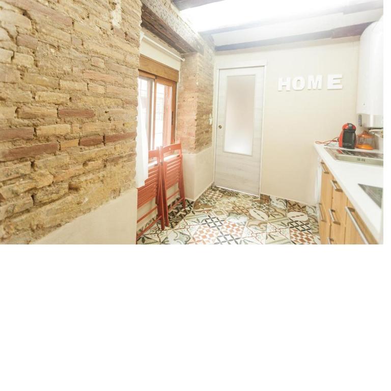 Loft bajo vivienda centro de Valencia-Carmen - One-Bedroom Apartment - 14