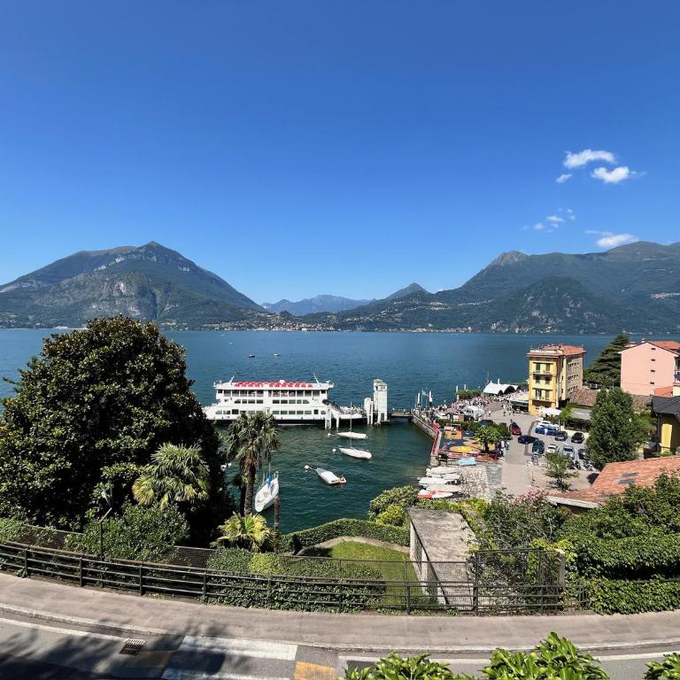 Villa NELLA VARENNA back to 70' - Villa con 3 Camere da Letto - 46