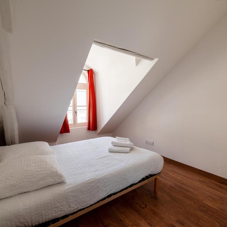 Reims Hyper Centre Cathédrale - One-Bedroom Apartment - 16