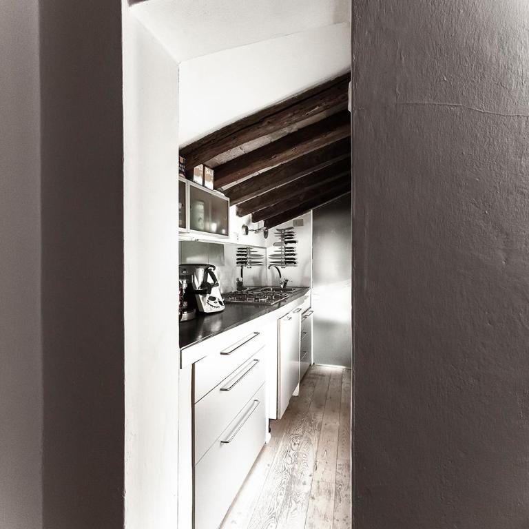Little Tower over the roofs - Appartamento con 1 Camera da Letto - 4