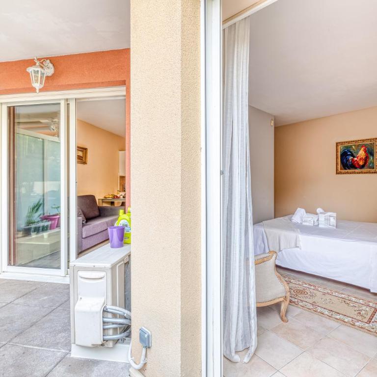 Victoria Beach Apartments - Appartement avec Terrasse - 12