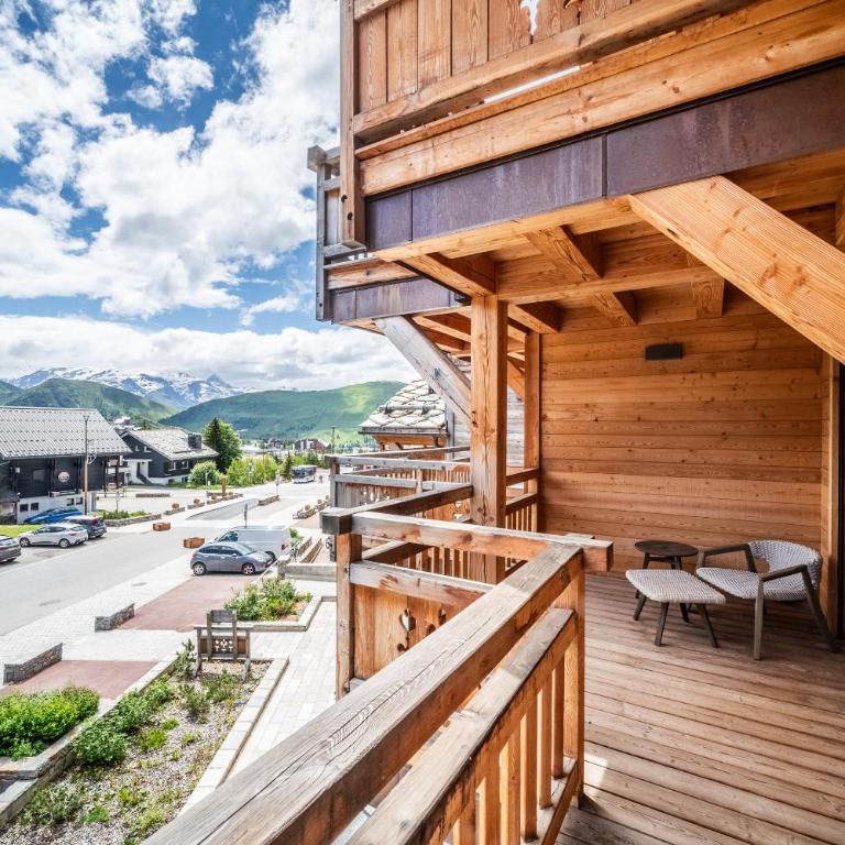 Apartment Sipo Alpe D'Huez - by EMERALD STAY - Three-Bedroom Apartment - 49