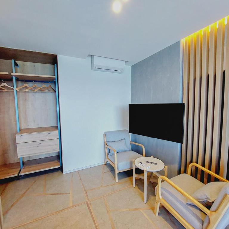 Inmovecos vista frontal mediterráneo Snipe 513 - Studio Apartment - 6