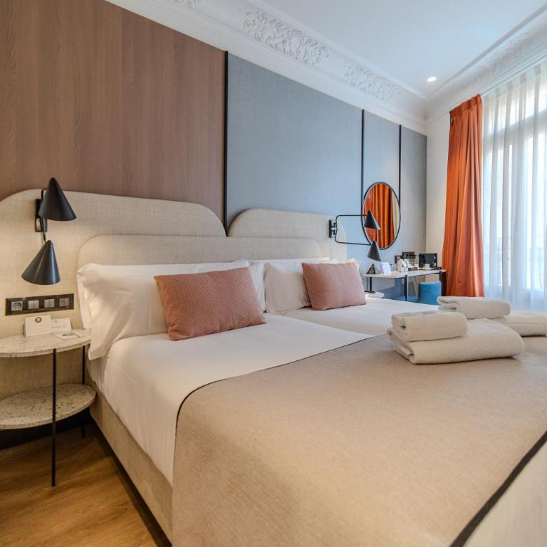 Soho Boutique Turia - Double or Twin Room - 23