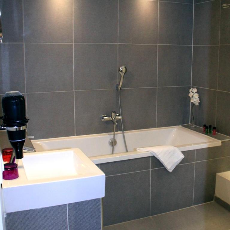 Hôtel des Arts - Superior Double Room - 4