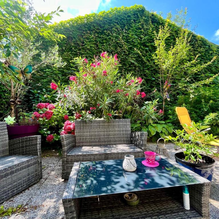 Le Repaire, Rives, 4 pers, Calme, Lit Queen et BZ - Appartement 1 Chambre - 34