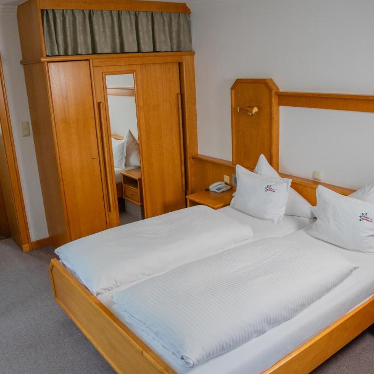 Hotel Edelweiss - Doppelzimmer mit Balkon - 3