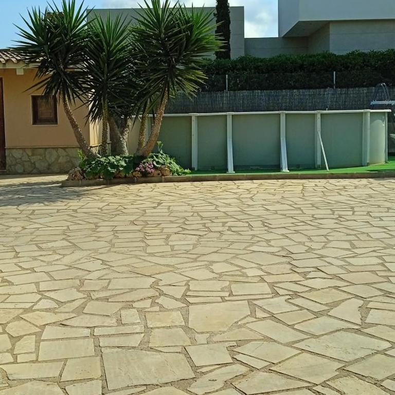 Susana - Three-Bedroom Home - 17