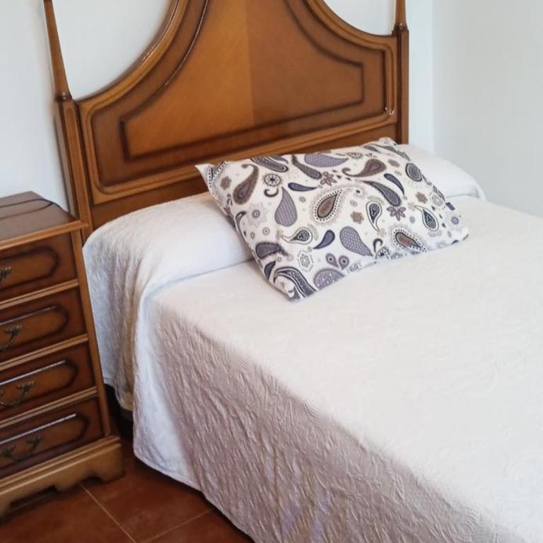 Susana - Three-Bedroom Home - 24