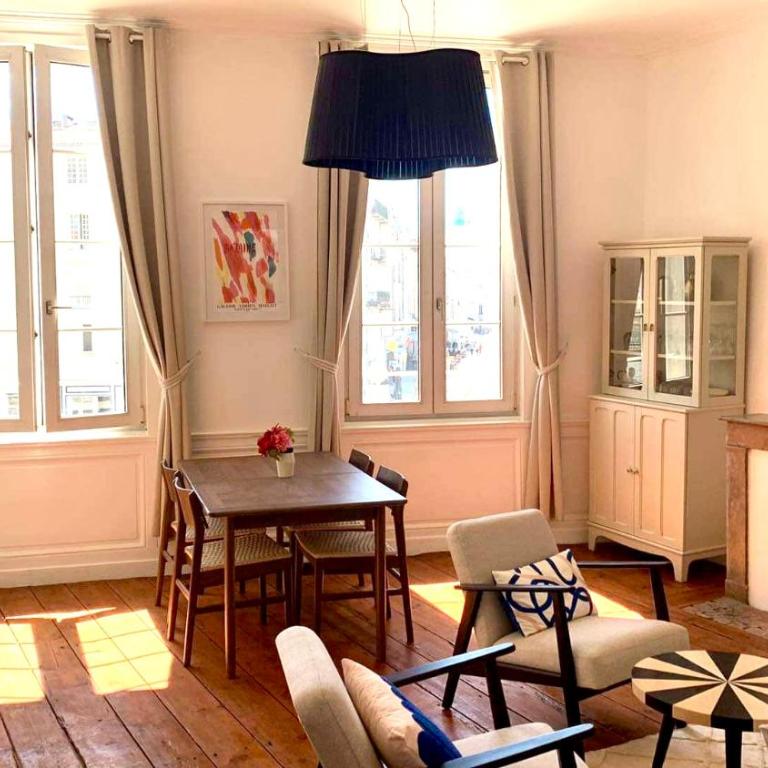 Exceptionnel Vieux Port 65m2 4-6 pers, wifi, patio - Appartement 2 Chambres - 2