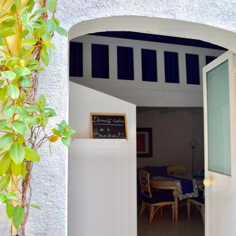 Domus Gaeta - Two-Bedroom Apartment - 10