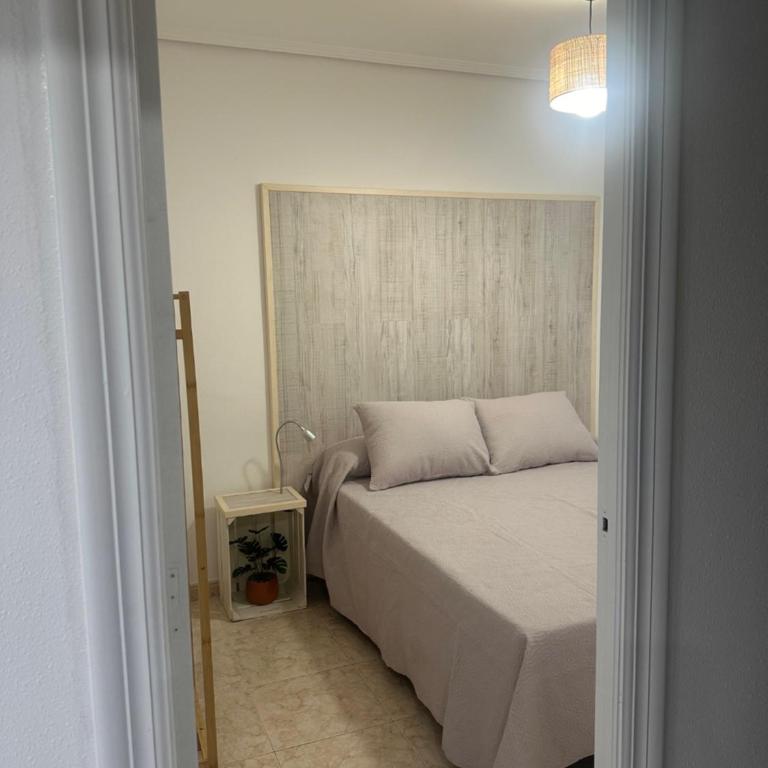 Casa Ulloa con JARDÍN - Three-Bedroom House - 18