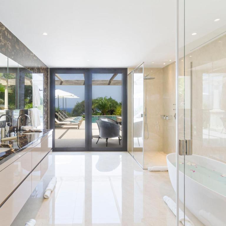 Villa Les Dauphins - Exclusive luxury Villa with sea views - Villa - 28