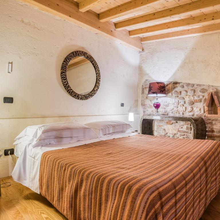 Boutique Hotel Scalzi - Adults Only - Deluxe Room - 7