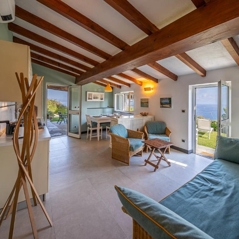 LA CASA DI PIETRA Piscina e Panorama da Sogno - Appartamento con 2 Camere da Letto - 2