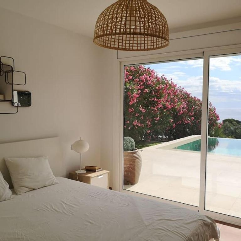 Magnifique villa vue mer à 1km des plages - Villa - 32