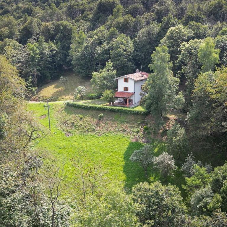 Materin - Four-Bedroom House - 57