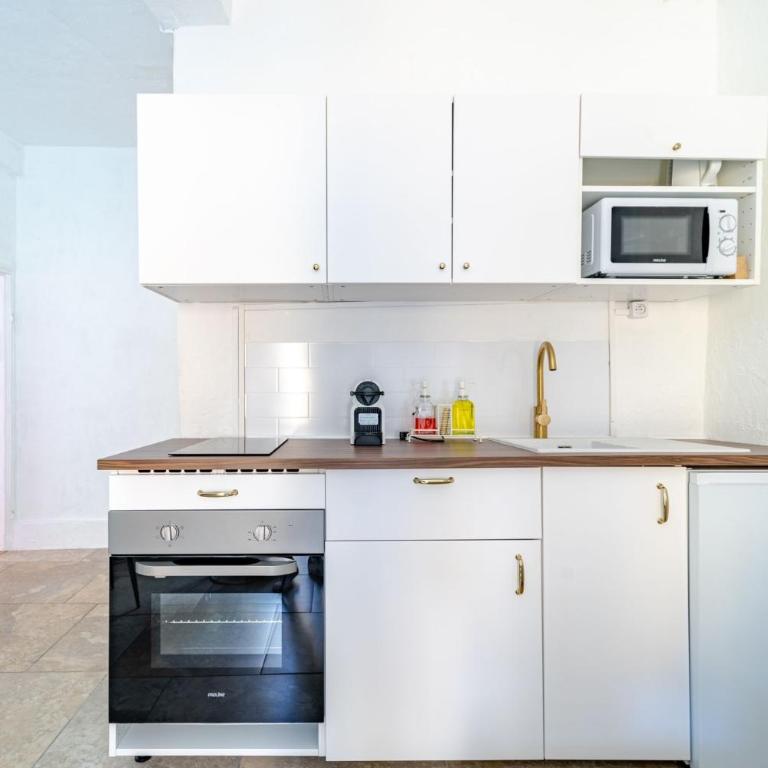 Charmant Appartement 2P au Cœur du Vieux Nice - Appartement 1 Chambre - 5