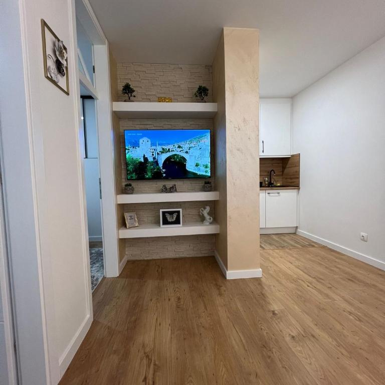 Sunset Home Mostar - Two-Bedroom Apartment - 9