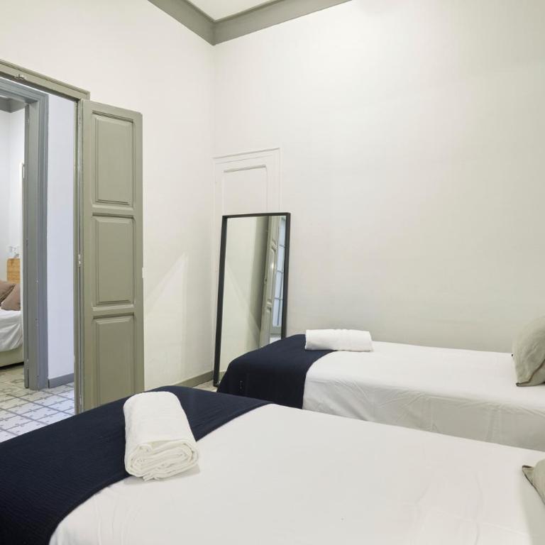"La Rotonda" - Maison Piñata Apartment - Three-Bedroom Apartment - 30