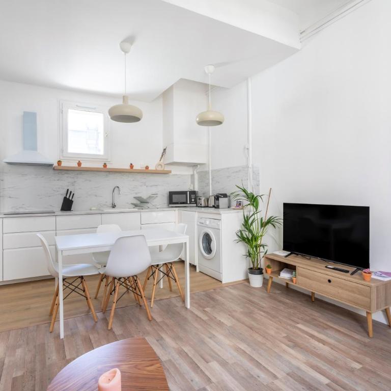 T2 lumineux plein centre à 5 min du Cours Mirabeau confort, wifi, cuisine équipée - Apartment mit 1 Schlafzimmer - 3