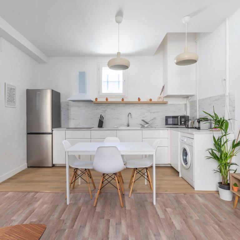 T2 lumineux plein centre à 5 min du Cours Mirabeau confort, wifi, cuisine équipée - Apartment mit 1 Schlafzimmer - 5