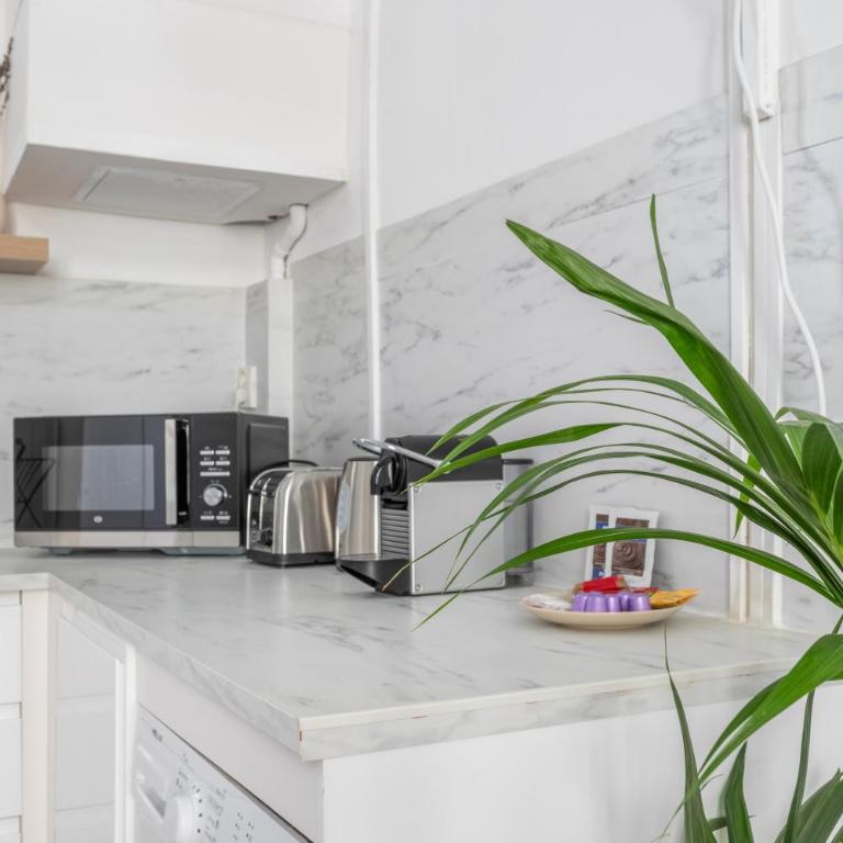 T2 lumineux plein centre à 5 min du Cours Mirabeau confort, wifi, cuisine équipée - Apartment mit 1 Schlafzimmer - 9