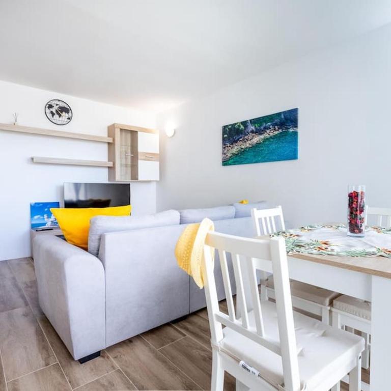 47 Amazing Primavera with Wifi, Terrace, Pool - Apartamento de 1 dormitorio - 9